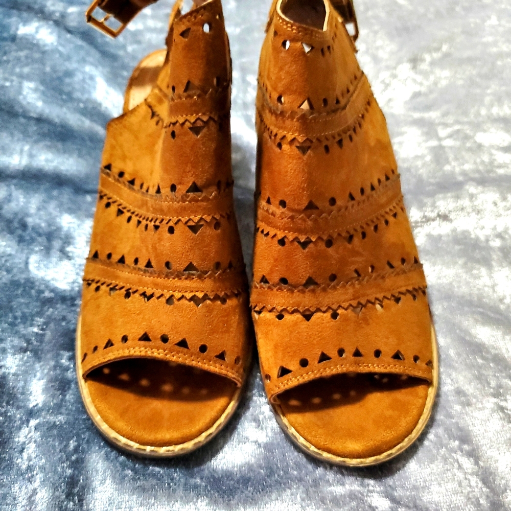 Women's Maurices low heel